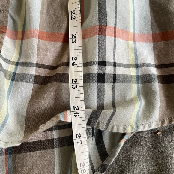 VOLCOM Stone Gray & Red Plaid Short Sleeve Collared Shirt Men M - Picture 6 of 6